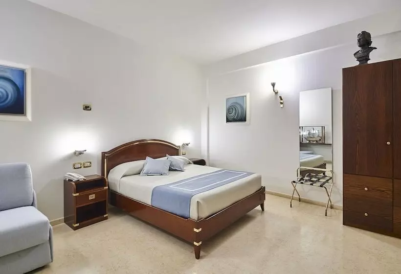 اتاق کلاسیک سه تخته, Corte Di Nettuno Cdshotels