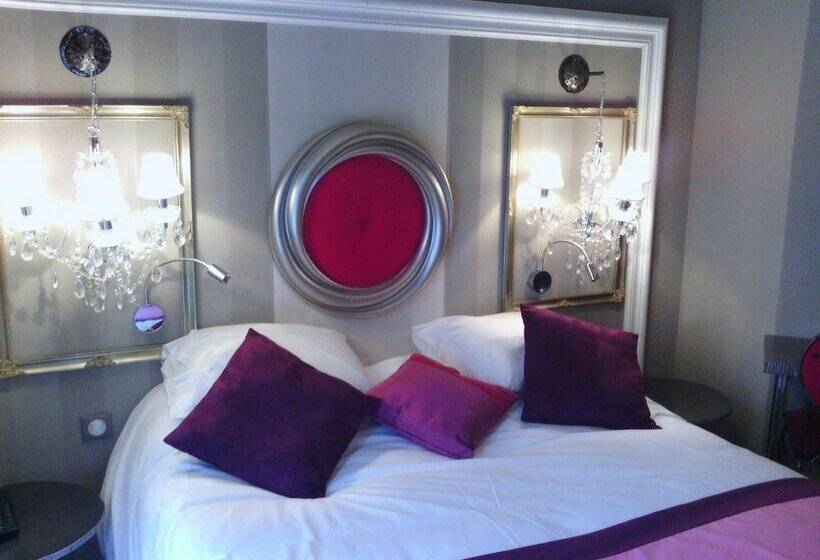 プレステージルーム, De France Invalides