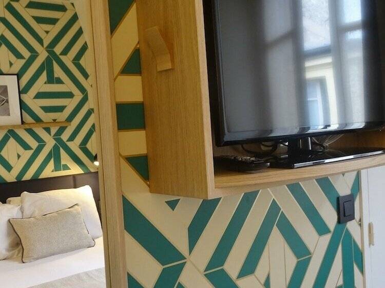 スタンダードシングルルーム, De France Invalides