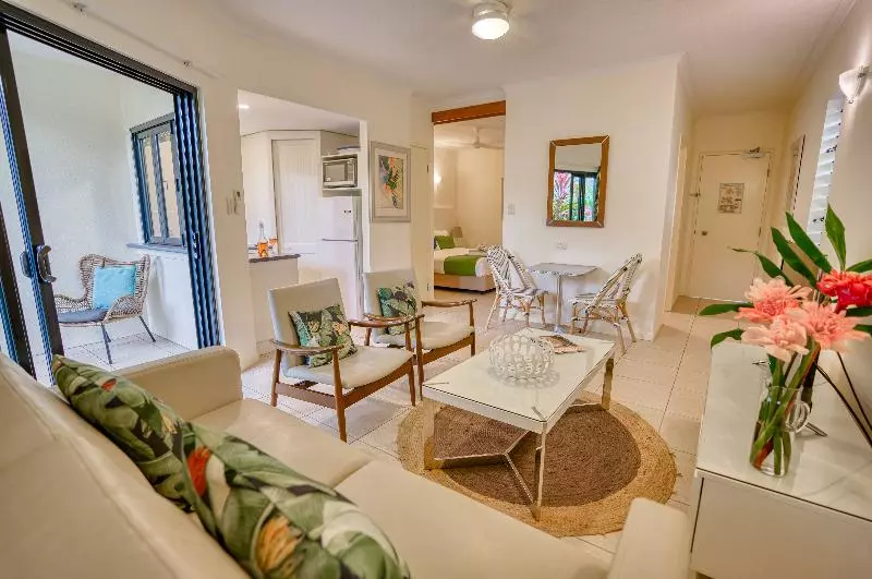 庭の見える１ベッドルームアパートメント, Freestyle Resort Port Douglas