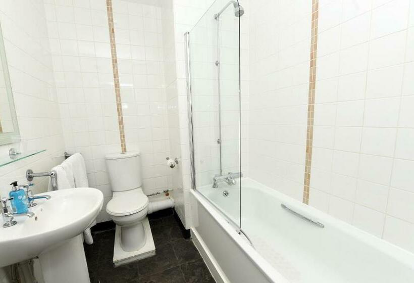 غرفة قياسية, Green Lodge, Wirral By Marston S Inns