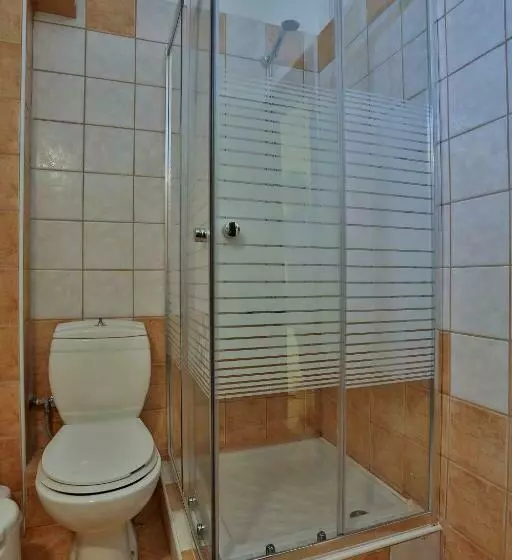 Standard Kolmen Hengen Huone, Ilion