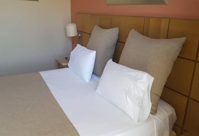 اتاق استاندارد, Ionian Plaza Hotel & Spa