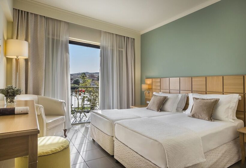 اتاق کلاسیک سه تخته, Ionian Plaza Hotel & Spa