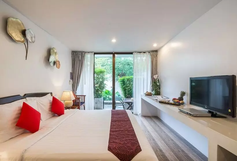 Standard-studio, Laksasubha Hua Hin