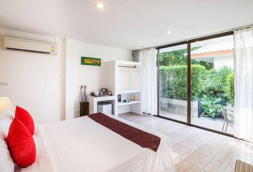 スタンダードスタジオ, Laksasubha Hua Hin