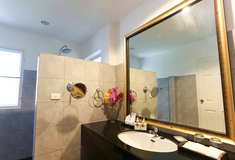 ガーデンビュースタンダードルーム, Laksasubha Hua Hin