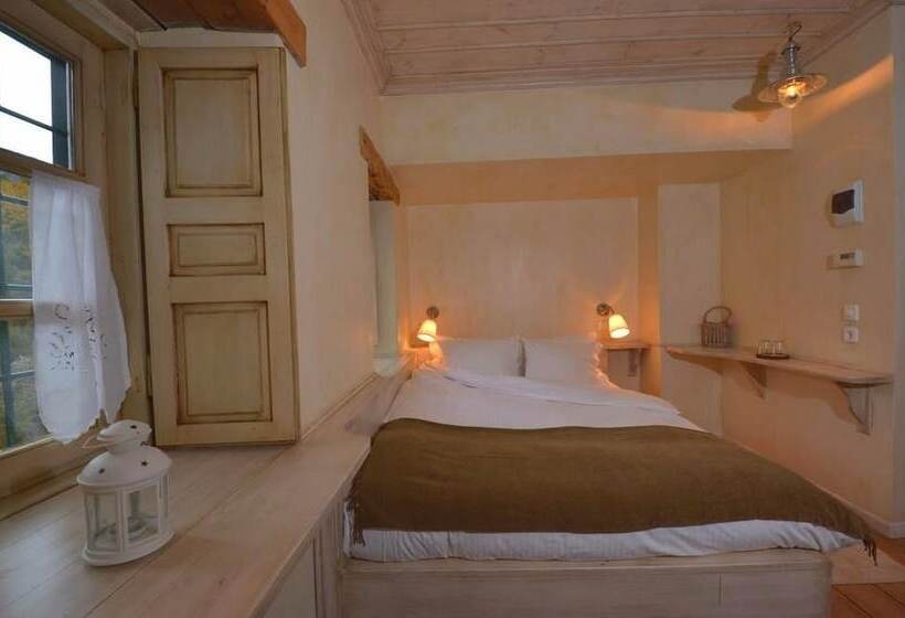 Quarto standard, Papaevangelou