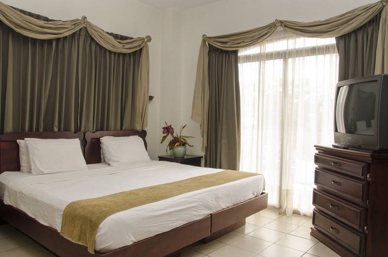 Люкс, Plaza Real Suites & Apartments San Jose
