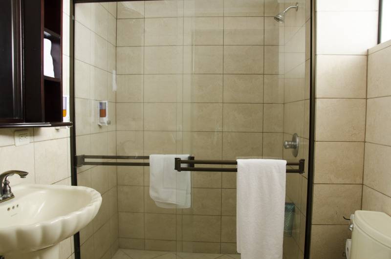 Люкс Премиум, Plaza Real Suites & Apartments San Jose