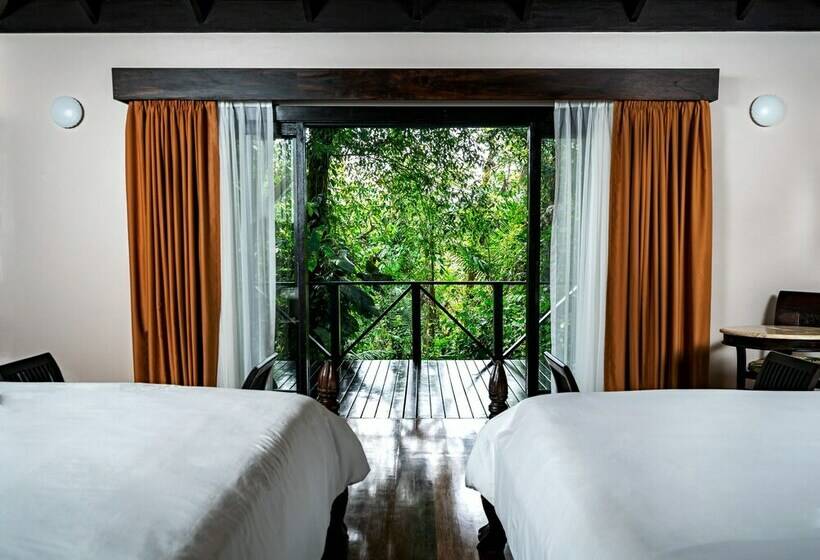 غرفة ديلوكس سرير ملكى, Hideaway Rio Celeste