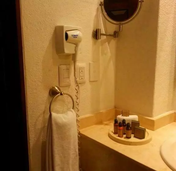 バルコニー付きデラックスルーム, & Spa Hacienda De Cortes