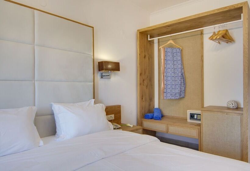 Номер Комфорт, Valtos Beach