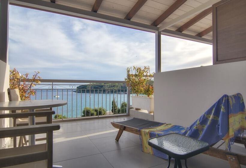 Номер Superior, Valtos Beach