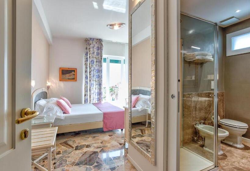 주니어 스위트 호수 전망, Villa Europa