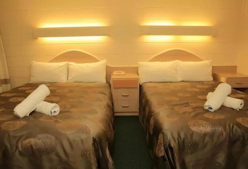 スタンダード４人部屋, Ocean Views Motel Lakes Entrance