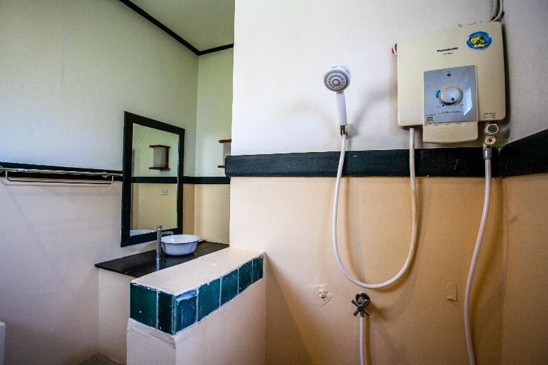 2段ベッド付スタンダード4人部屋, Phitharom Pp Resort