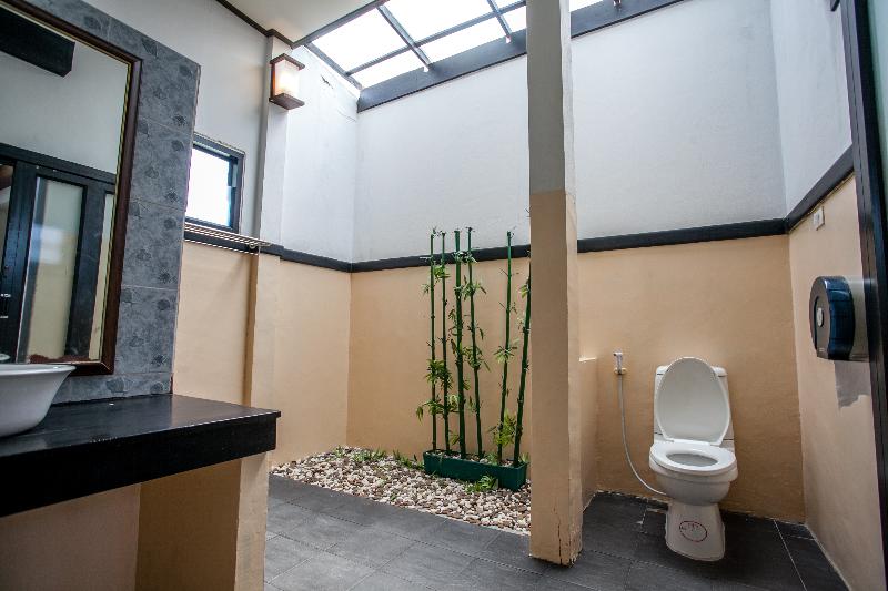 디럭스 룸, Phitharom Pp Resort