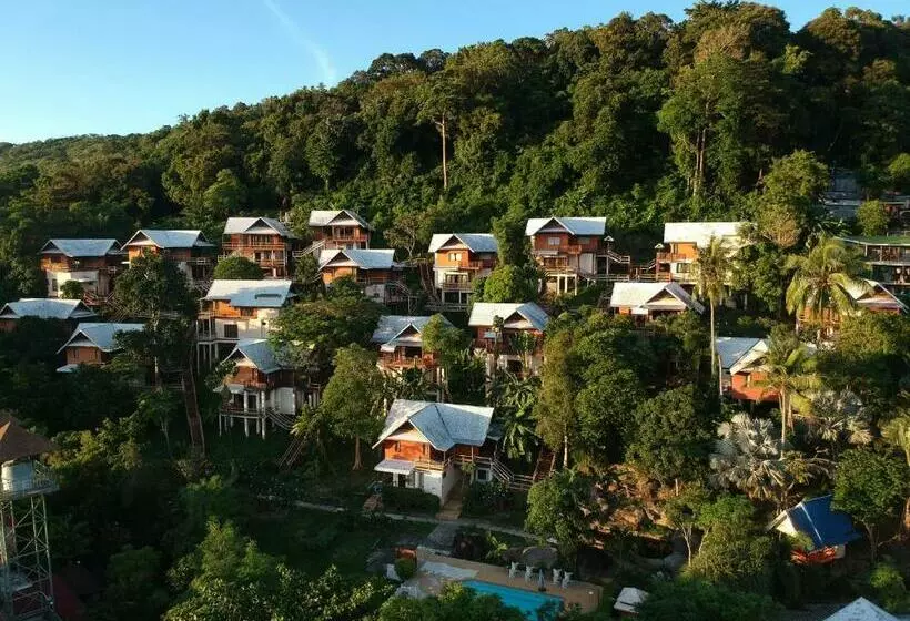 Perhehuone, Phitharom Pp Resort
