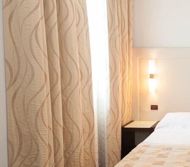 חדר סופריור, La Cartiera