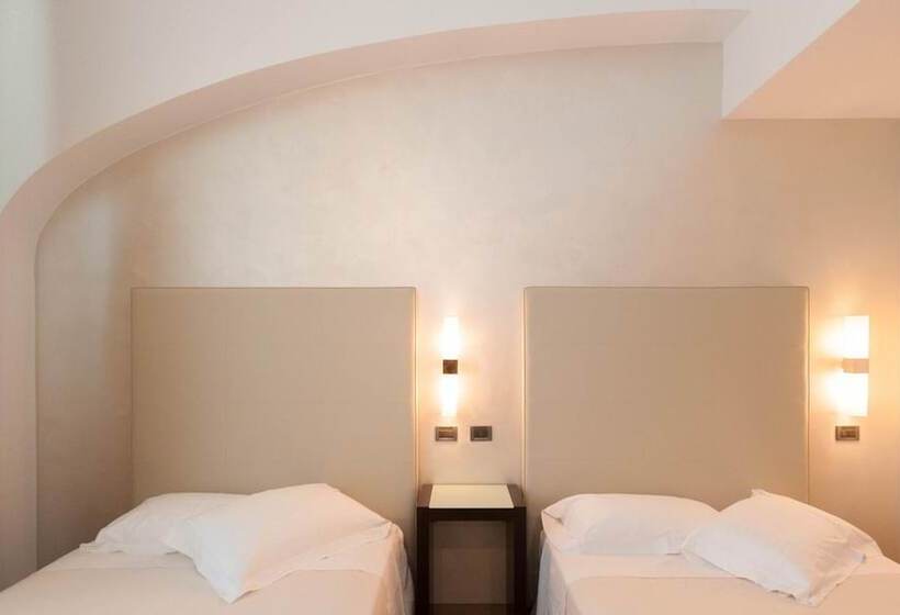 חדר אקזקיוטיב, La Cartiera