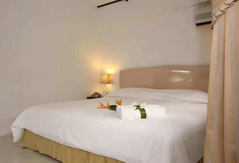 スーペリアーバンガロー, Samed Cliff Resort