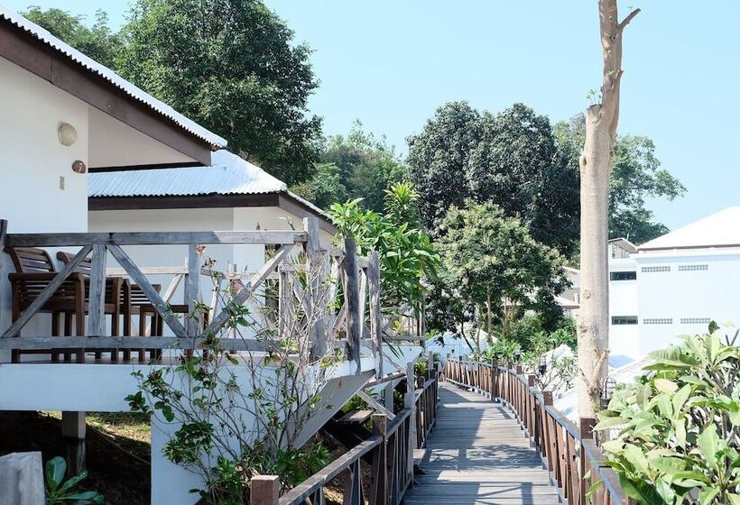 بنجلو ديلوكس, Samed Cliff Resort