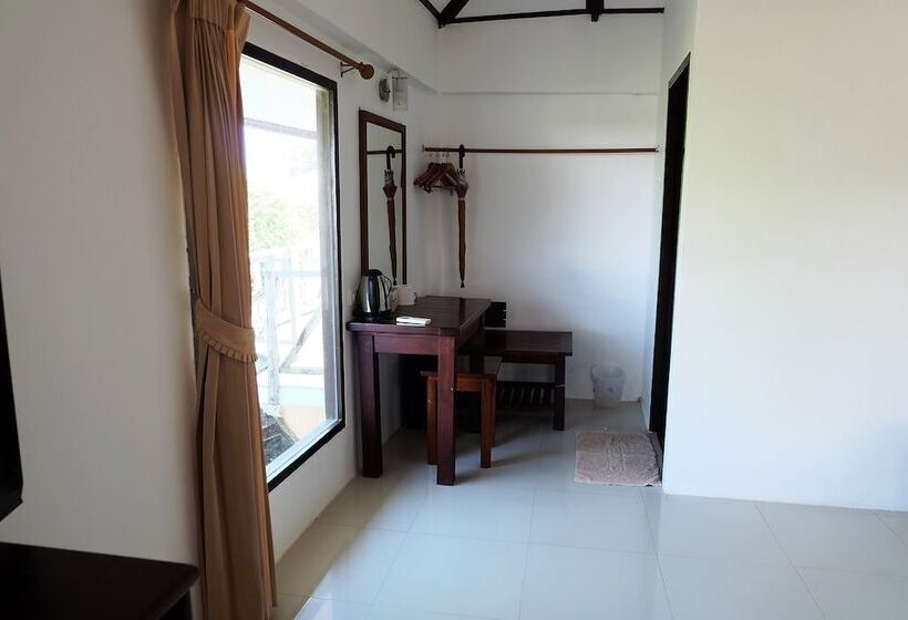 بنجلو ديلوكس, Samed Cliff Resort