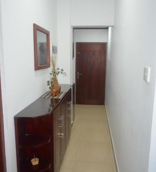 חדר משפחתי, Induruwa Beach Villa