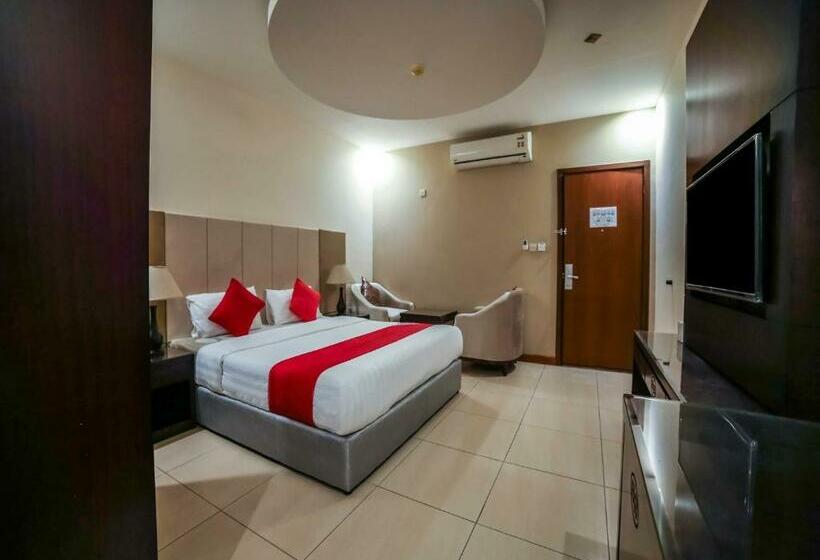 스탠다드 스튜디오, Night Inn