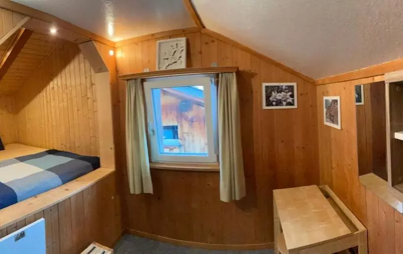 Apartament 1 Dormitori, Adventure Hostel