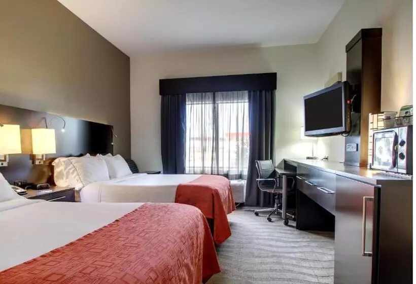 اتاق اجرایی با تخت بزرگ, La Quinta Inn & Suites By Wyndham Meridian