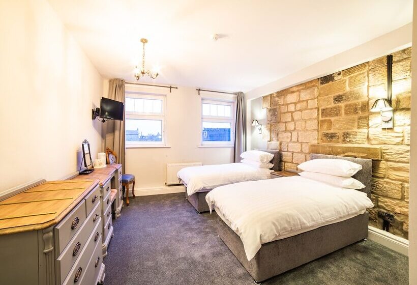 اتاق استاندارد, Churchill S