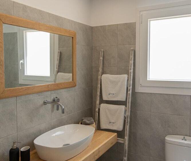 컴포트 트리플 룸, Fragoulis Village