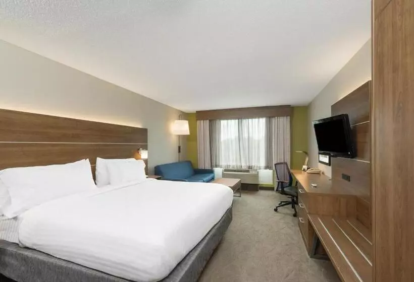 身障者適用キングサイズベッドルーム, Holiday Inn Express Hotel & Suites Frankfort, An Ihg