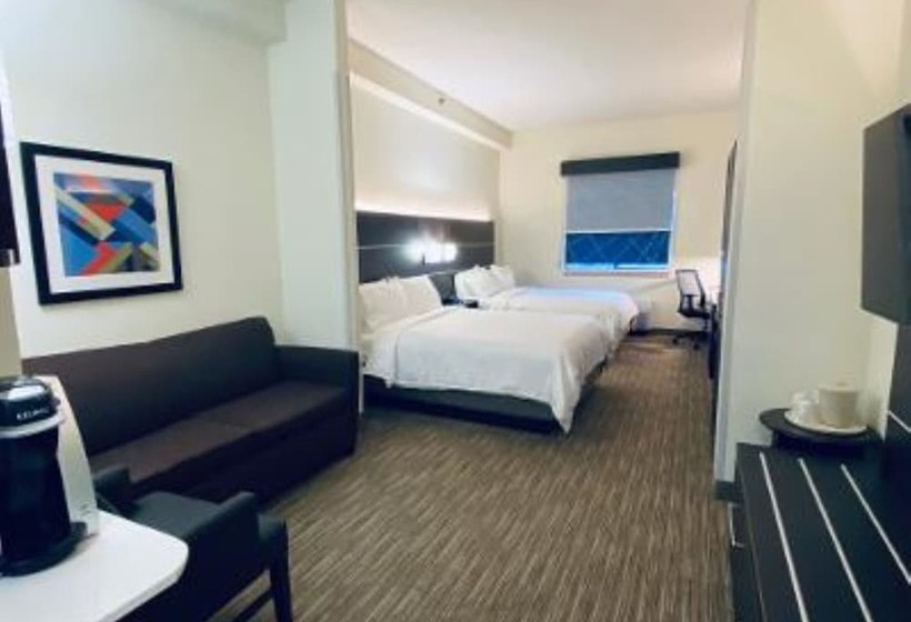 سوییت, Holiday Inn Express Hotel & Suites  Gadsden, An Ihg