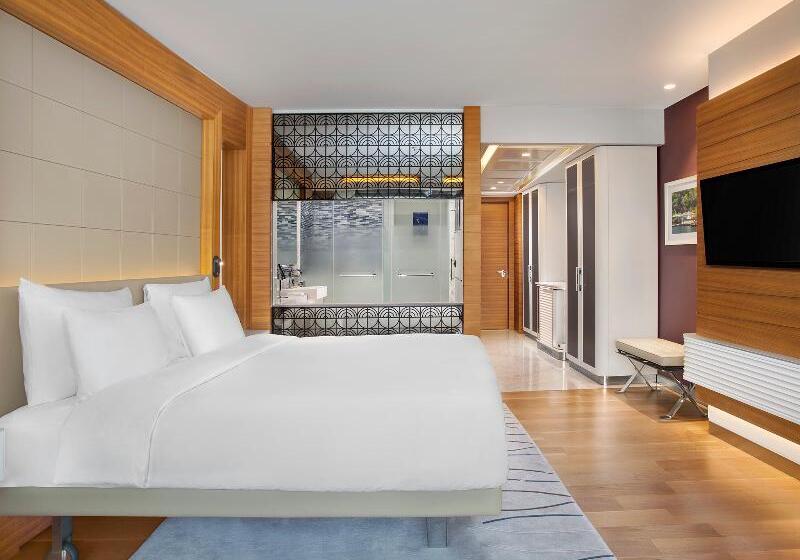 اتاق استاندارد با تخت بزرگ, Holiday Inn Express Hotel & Suites  Gadsden, An Ihg