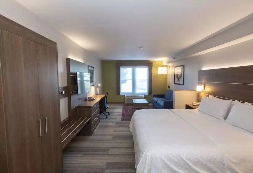 スイート, Holiday Inn Express & Suites Iron Mountain, An Ihg