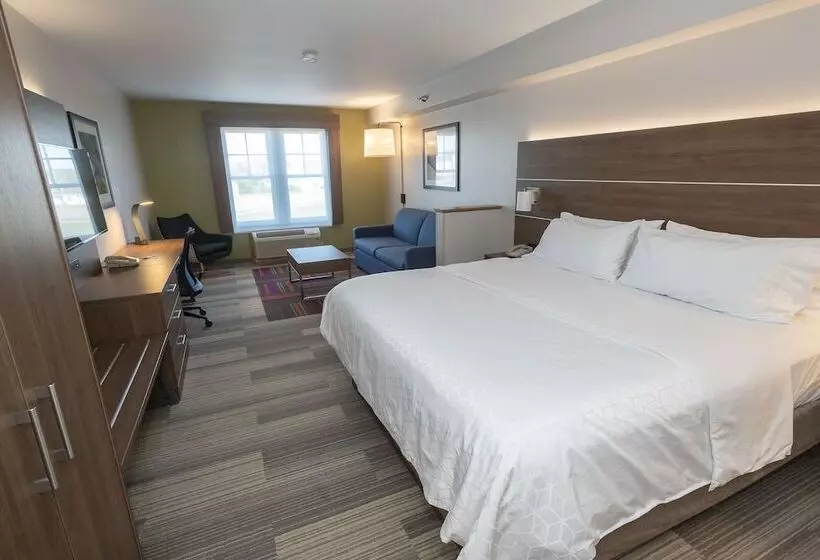 スイート, Holiday Inn Express & Suites Iron Mountain, An Ihg