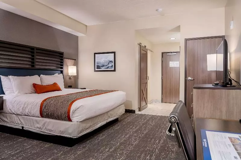 キングサイズベッドのスイートルーム, Holiday Inn Express Hotel & Suites Maryville, An Ihg