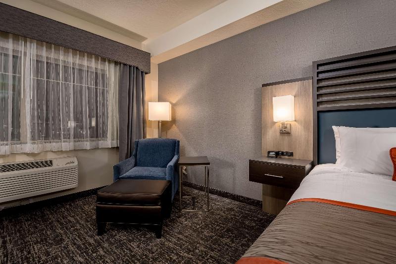 جناح سرير كينج, Holiday Inn Express Hotel & Suites Maryville, An Ihg
