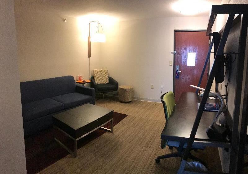 جناح سرير كينج, Holiday Inn Express Hotel & Suites Maryville, An Ihg