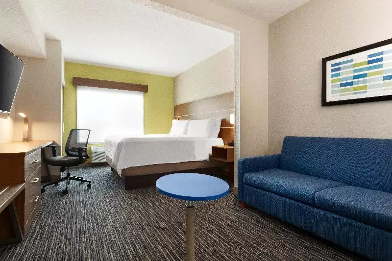 キングサイズベッドのスイートルーム, Holiday Inn Express & Suites Pembroke Pines Sheridan St, An Ihg