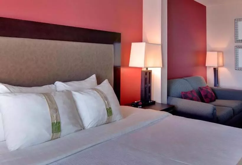 キングサイズベッドのスタンダードルーム, Holiday Inn & Suites Bakersfield, An Ihg