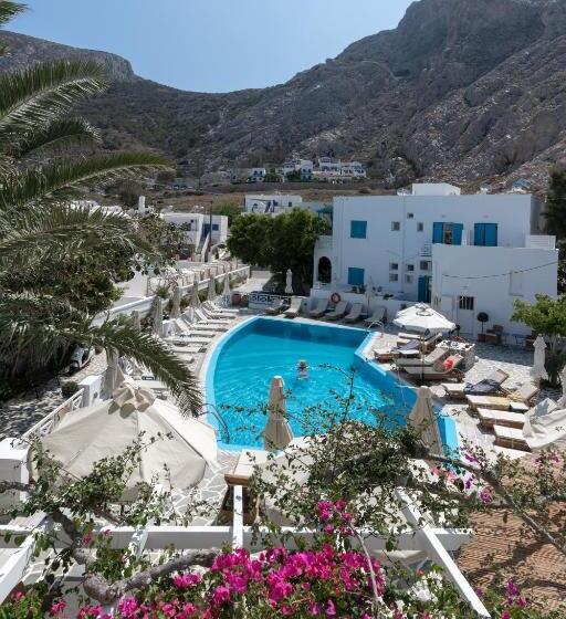 Номер Deluxe Вид на Бассейн, Matina