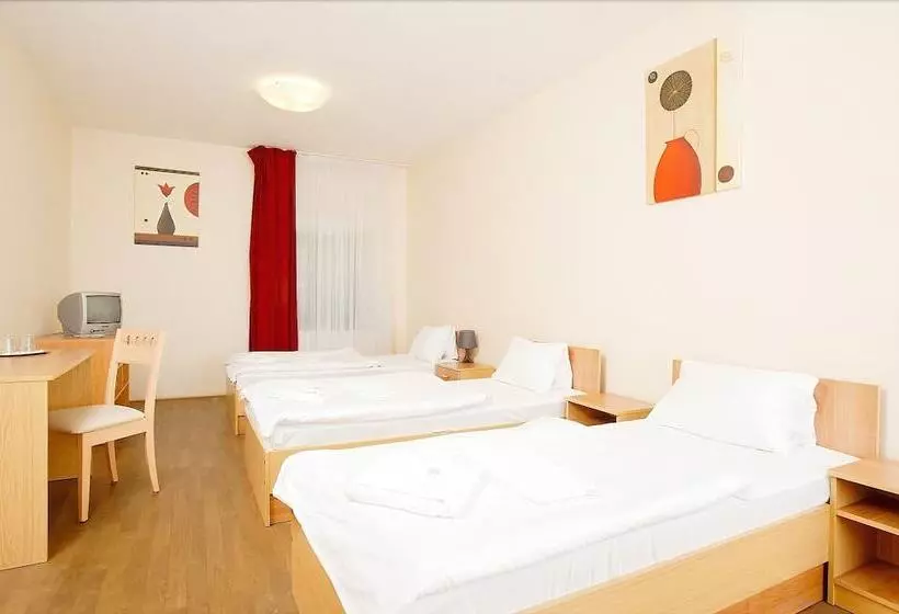 Standard Kolmen Hengen Huone, Stary Pivovar