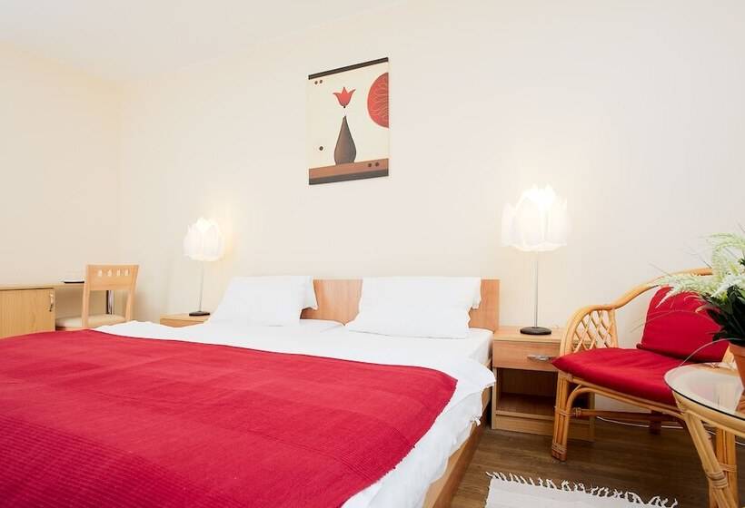 اتاق استاندارد یک نفره, Stary Pivovar