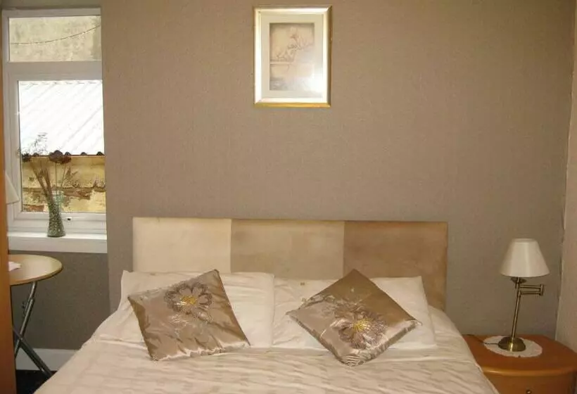 اتاق استاندارد, Kilkerran Guest House