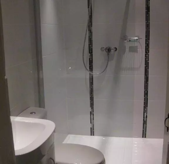 اتاق استاندارد با سرویس بهداشتی مشترک, Kilkerran Guest House