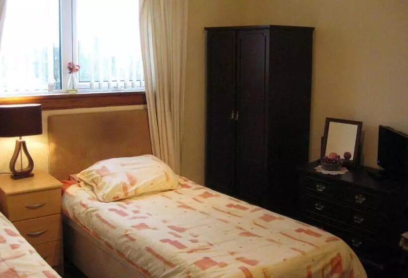 اتاق استاندارد با سرویس بهداشتی مشترک, Kilkerran Guest House